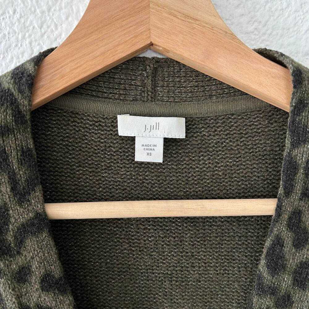 J.Jill Leopard Print Cardigan Sweater Women XS Hunter Black Button Up Pockets - Picture 6 of 10